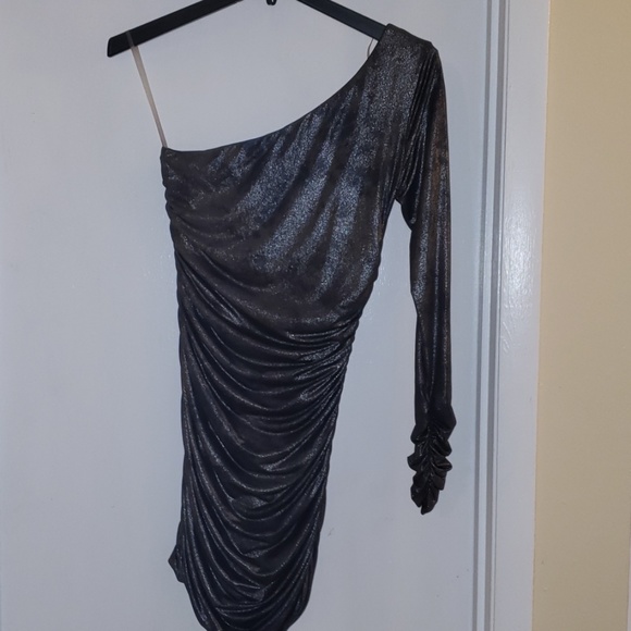 Bodycon dress - Picture 2 of 3